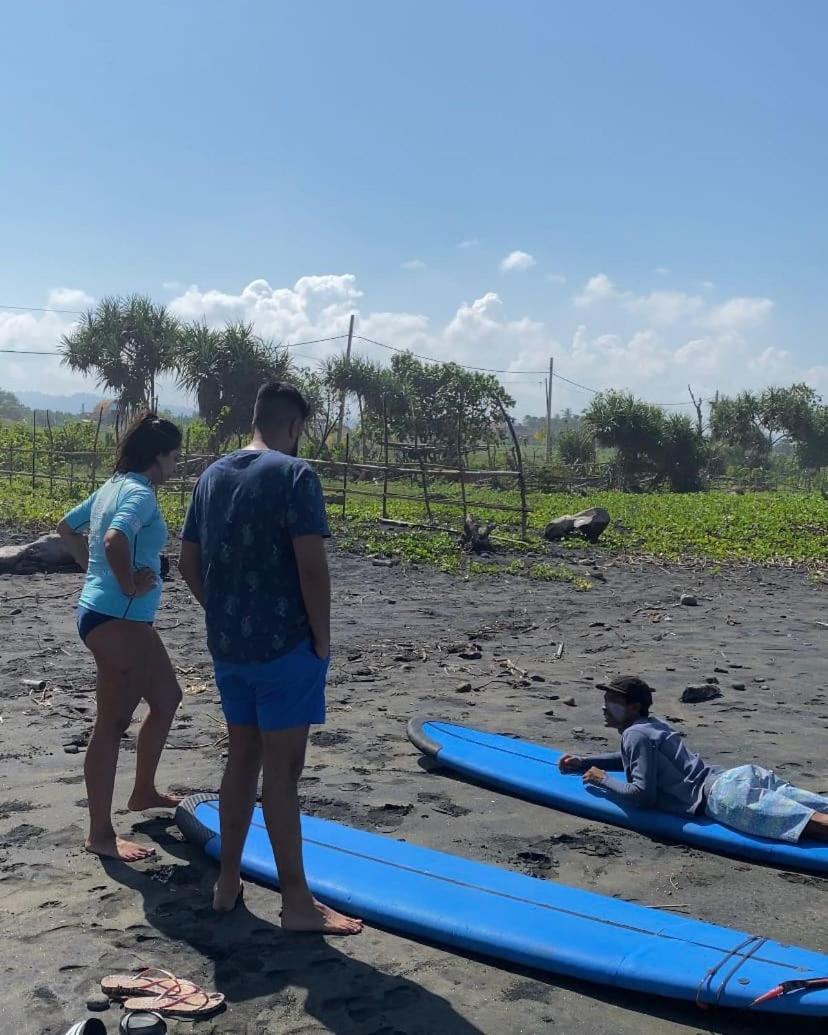 Medewi Good Vibes Stay&Surf Jembrana Exteriör bild